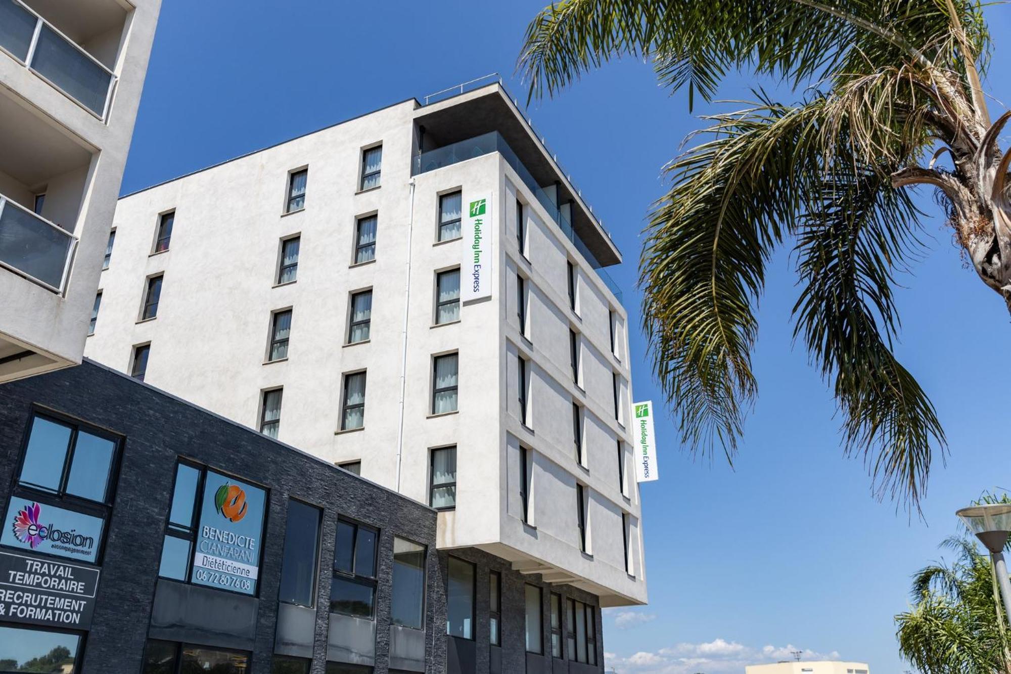 Holiday Inn Express Ajaccio By Ihg מראה חיצוני תמונה